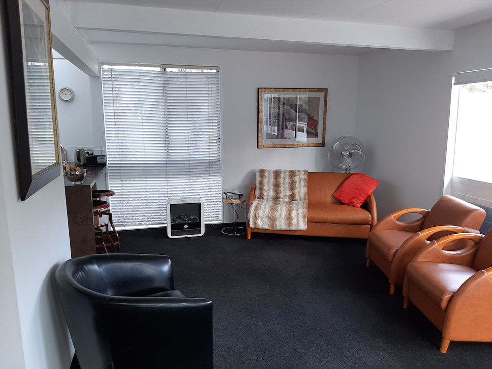 A bit of New York in Whanganui HOME STAY