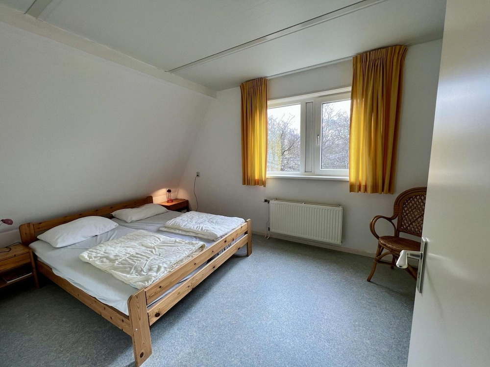 Holiday Bungalow With Wifi Near Beach