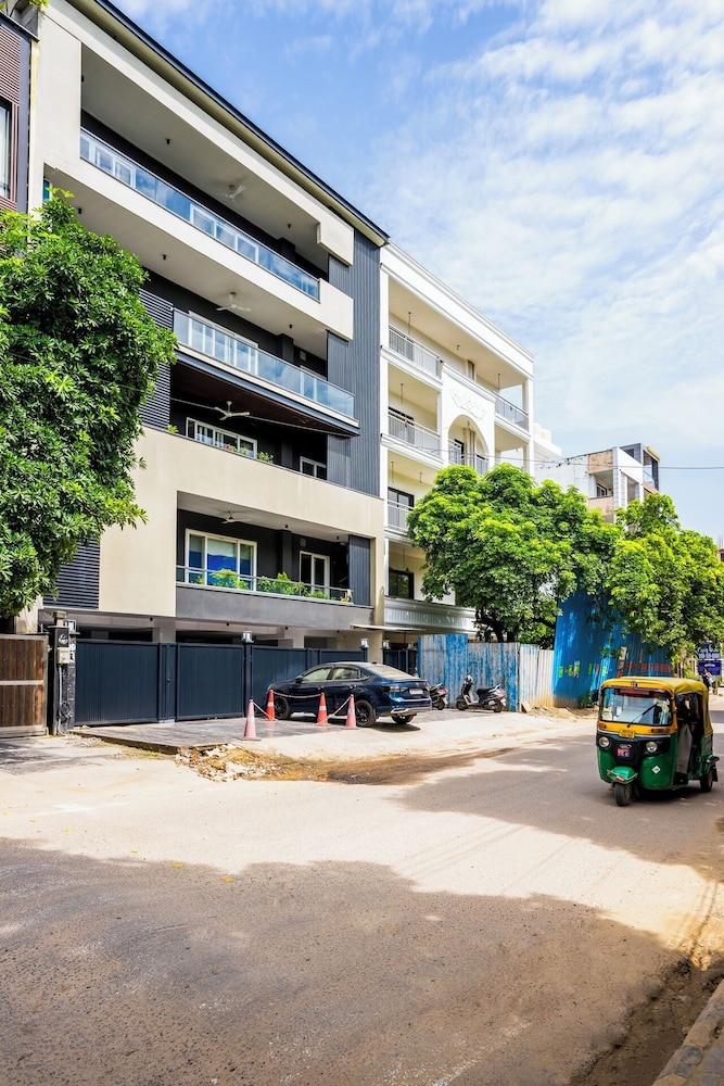 LiveAway Gurugram by PACK