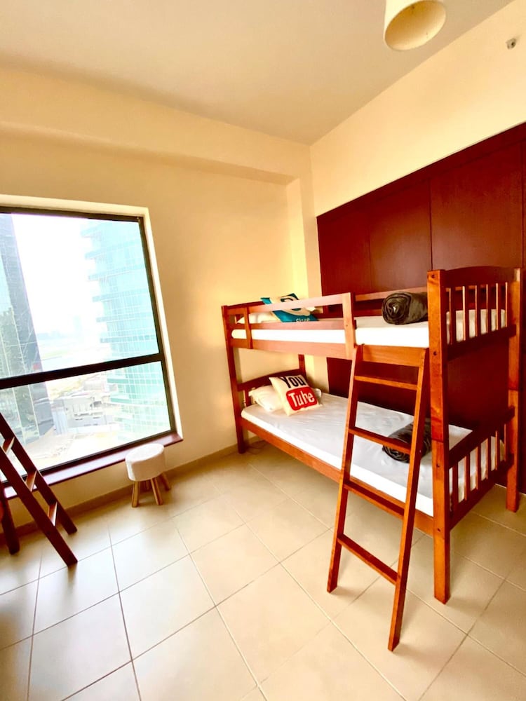 Bombay Backpackers DXB - Adults Only