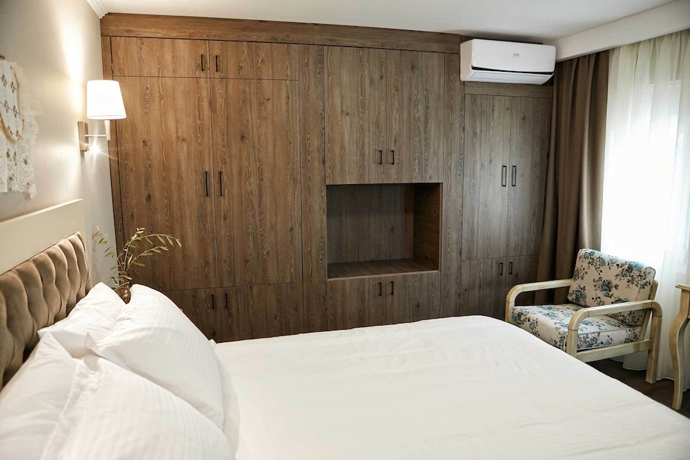 Romilia Guesthouse