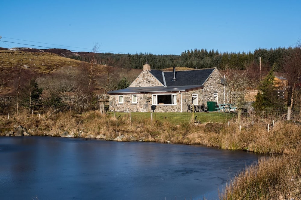 Dalnoid Cottages & Treehouses