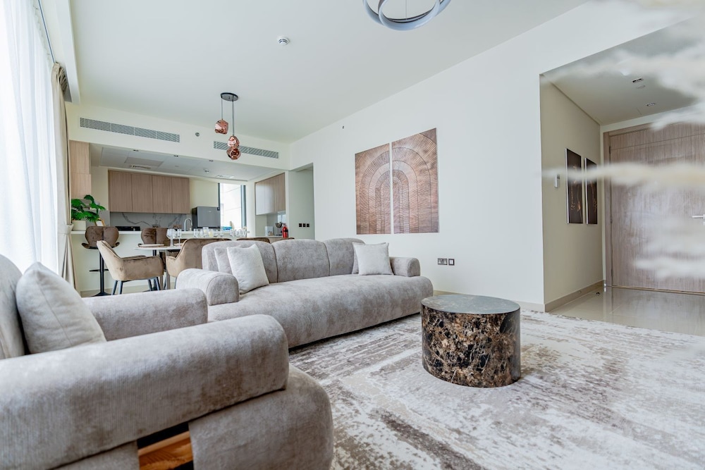 Sophisticated Interior near Hayat Beach