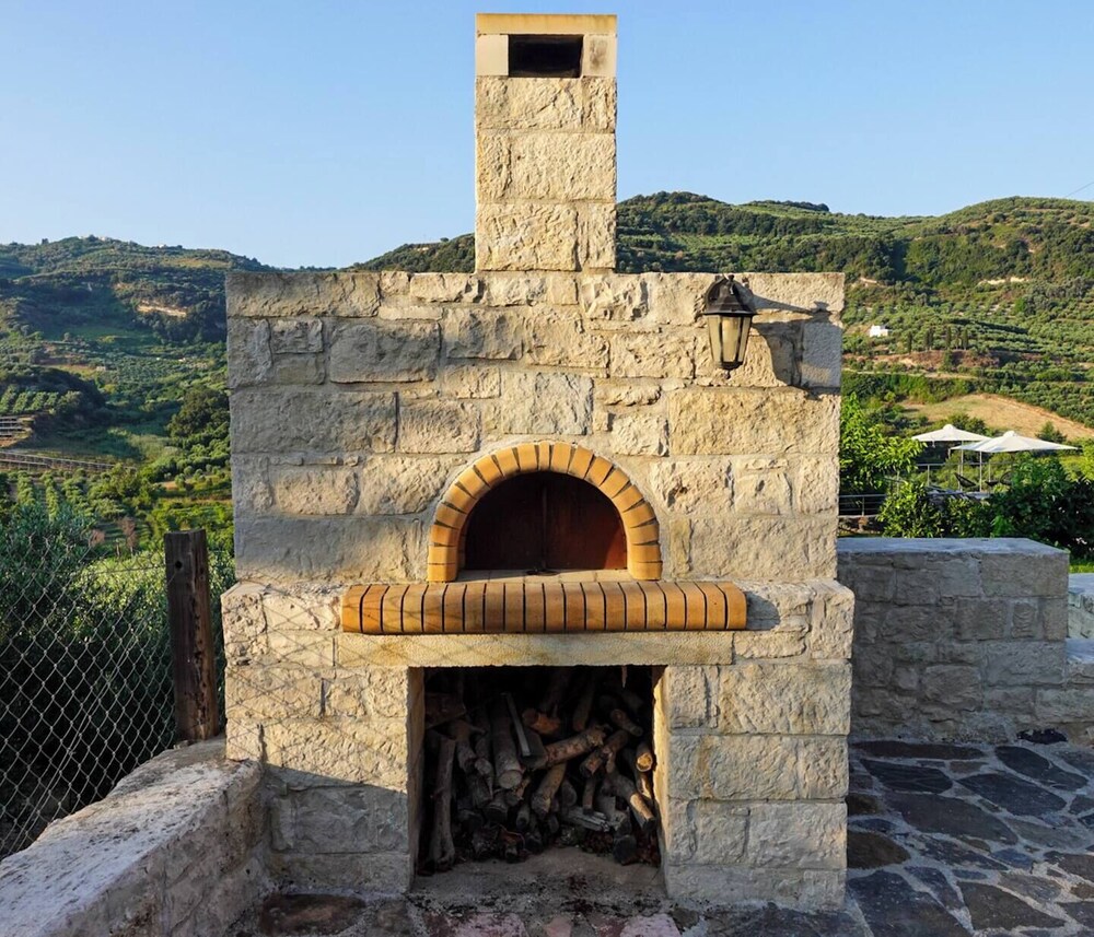 ReCrete - Retreat in Crete