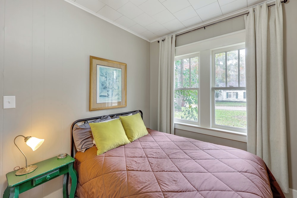 'hickory Hill House' < 1 Mi to Downtown Texarkana!