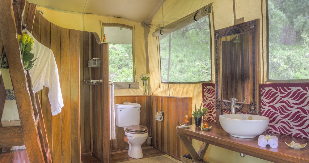 Entumoto Safari Camp