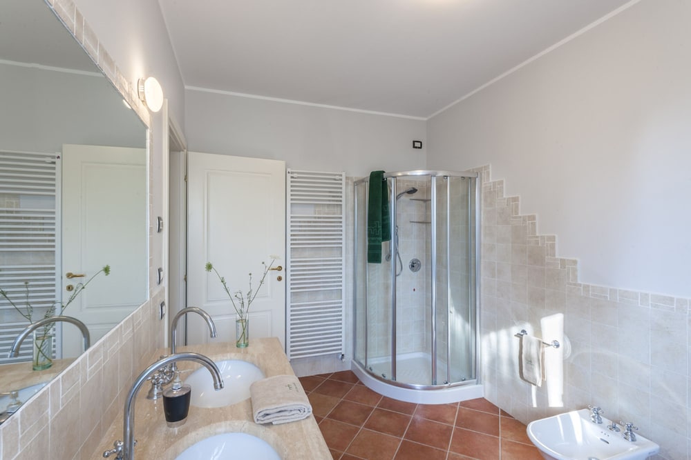 Villa Traiani 8 2 by Marche Holiday Villas