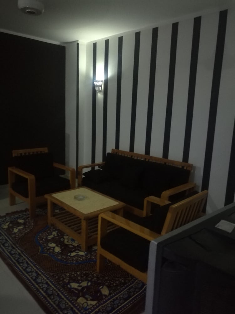 Queen Hostel view 2