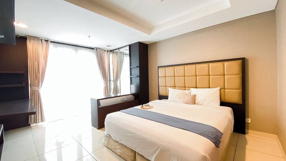 Strategic Location 1Br Apartment At 1 @ Cik Ditiro