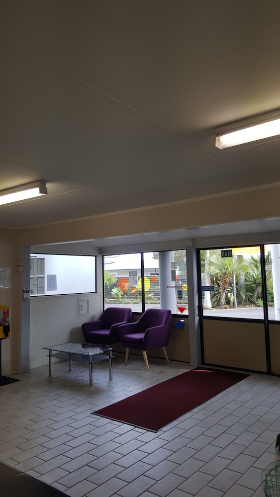 Auckland Northshore Motels & Holiday Park - Image 2
