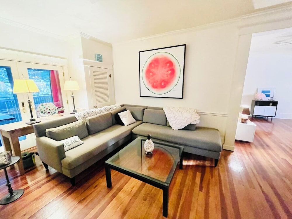 Columbia Avenue 124