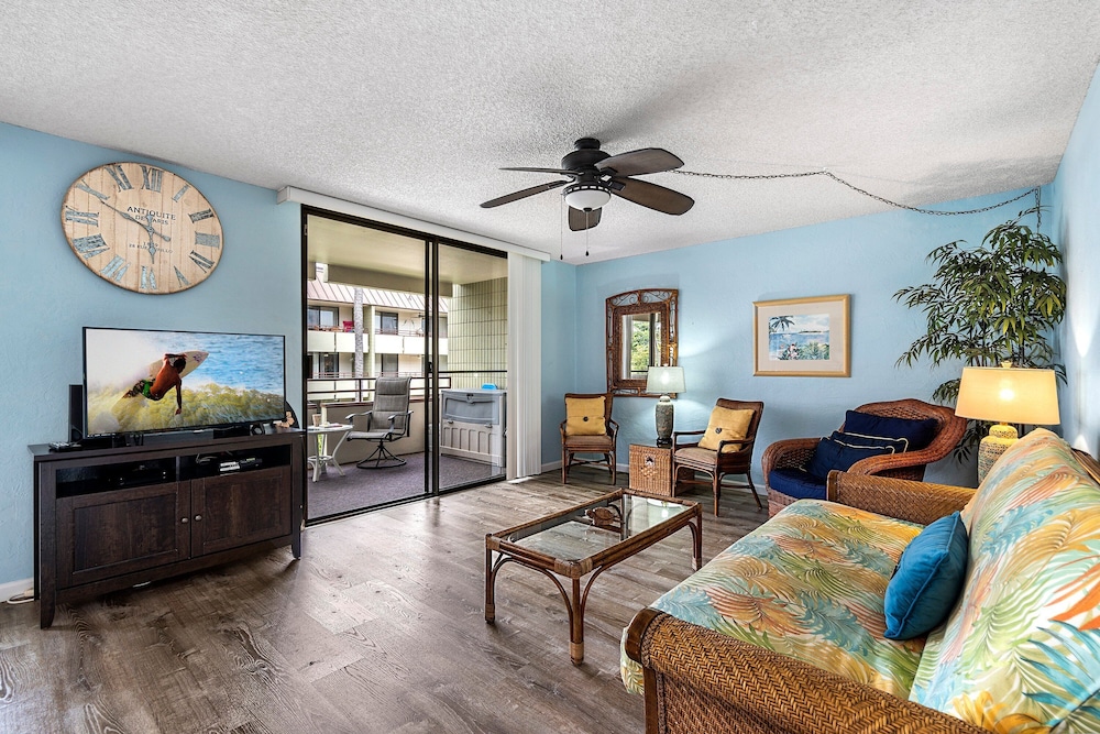 Condo With Central AC - Partial Ocean View - Concierge - Near Magic Sands Beach - Vrkcv