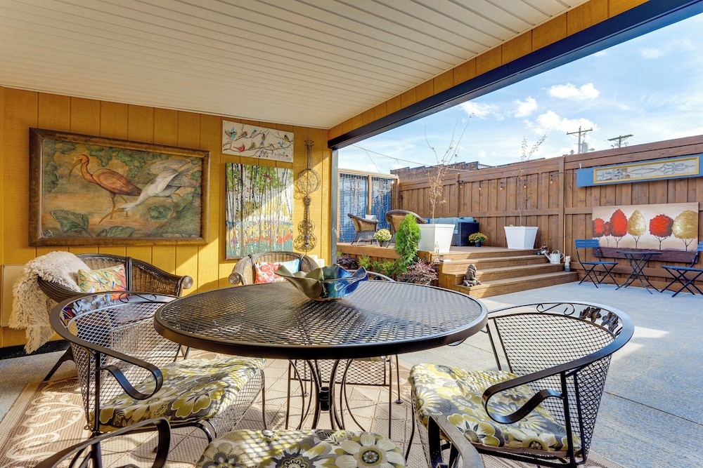 'arboco' Downtown Murphy House w/ Courtyard!