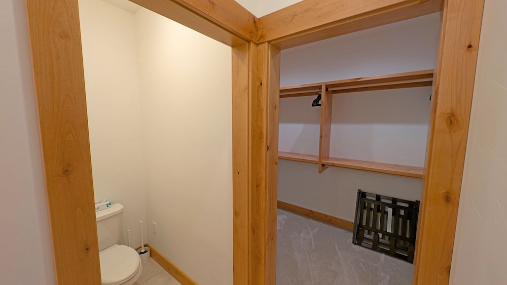 56593 Celestial Dr 4 Bedroom Home