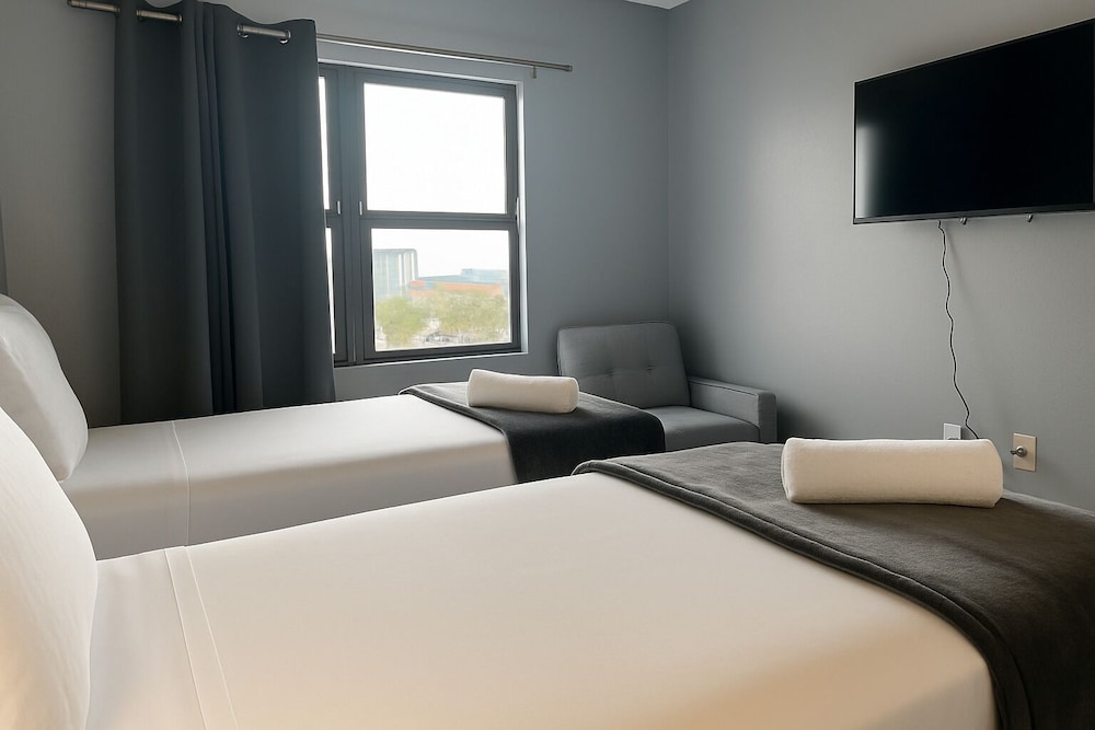 Enclave Swanky