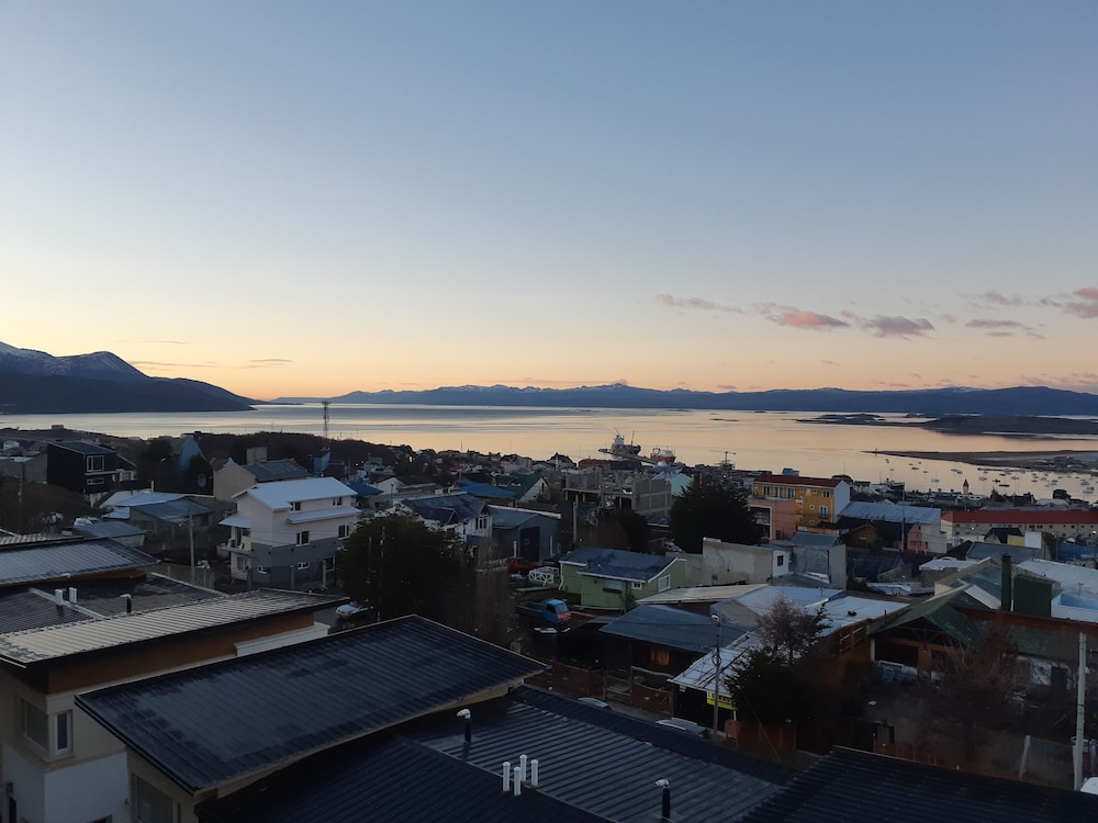 Ushuaia Flat IV