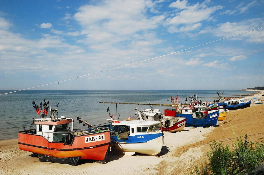 Cottage in Jaroslawiec Near Seaside Beach