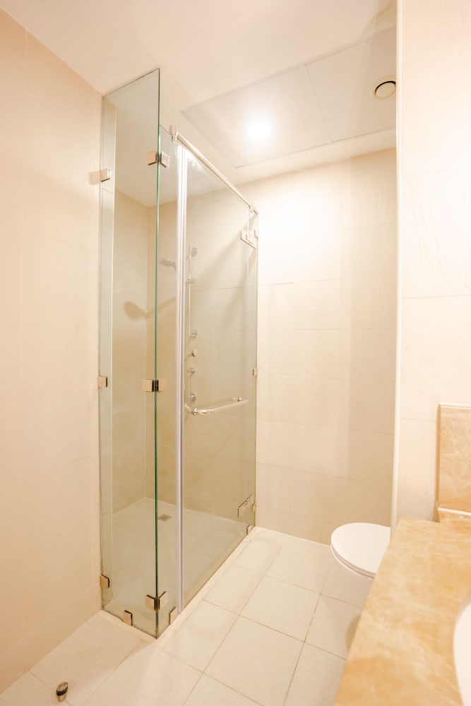 Nasma Luxury Stays - Standpoint Tower A