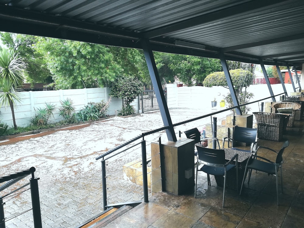 Cockpit Guesthouse