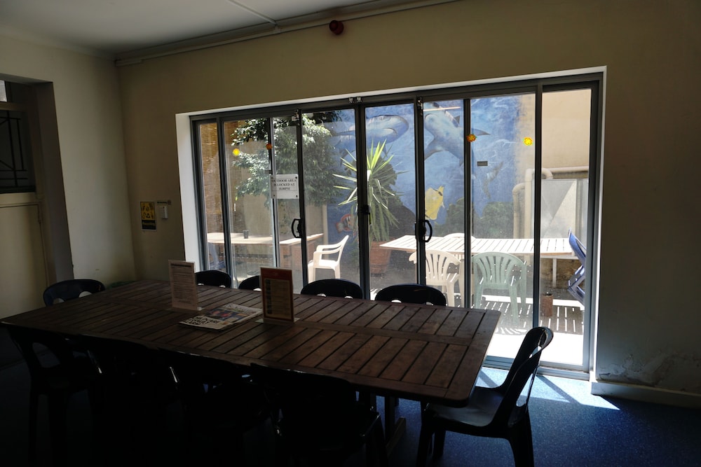 The Guesthouse - Hostel