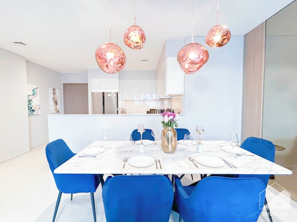 Spacious 3.5 Bedroom Apartment in Burj Royale