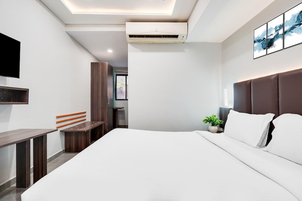 Ultimate Family Escape in Country Club Surat