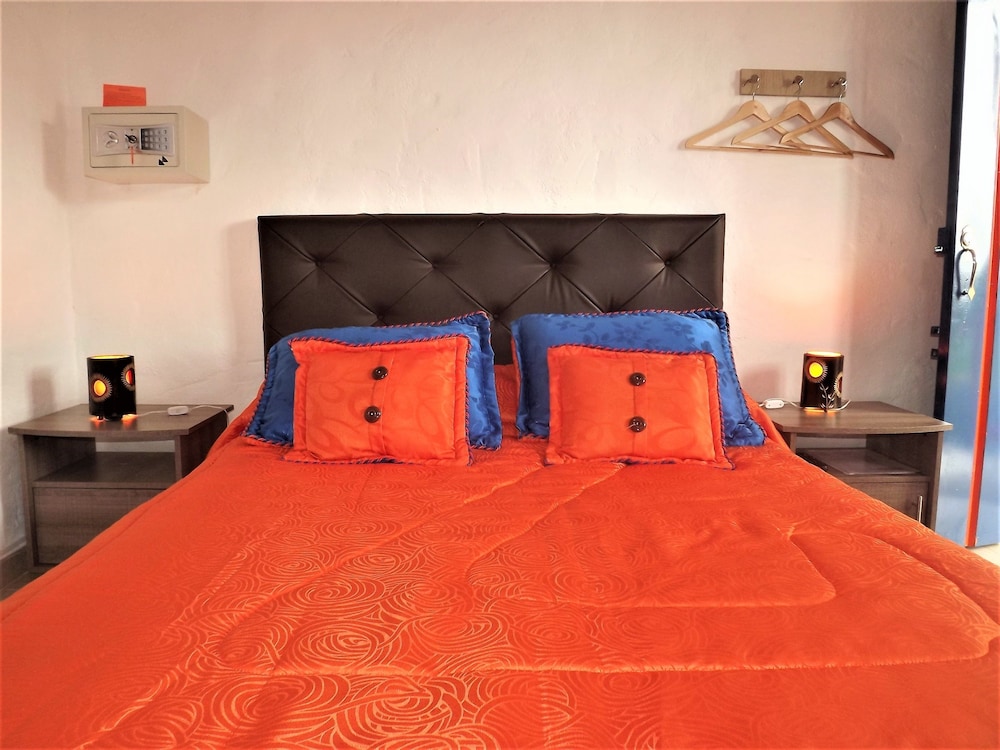 Hostal El Zorzal