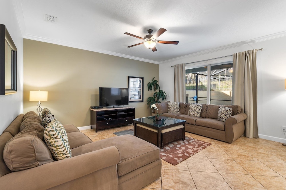 Paradise Palms Resort 6 Bedroom Home with Game Room 6 Home