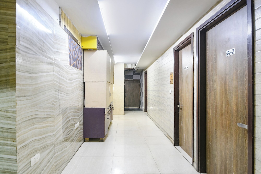 Fabhotel Park View I