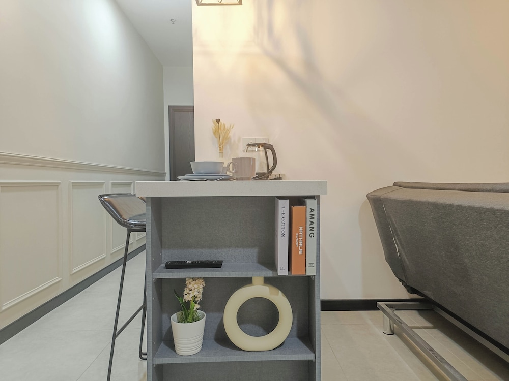 Neu Suites by Manhattan Group