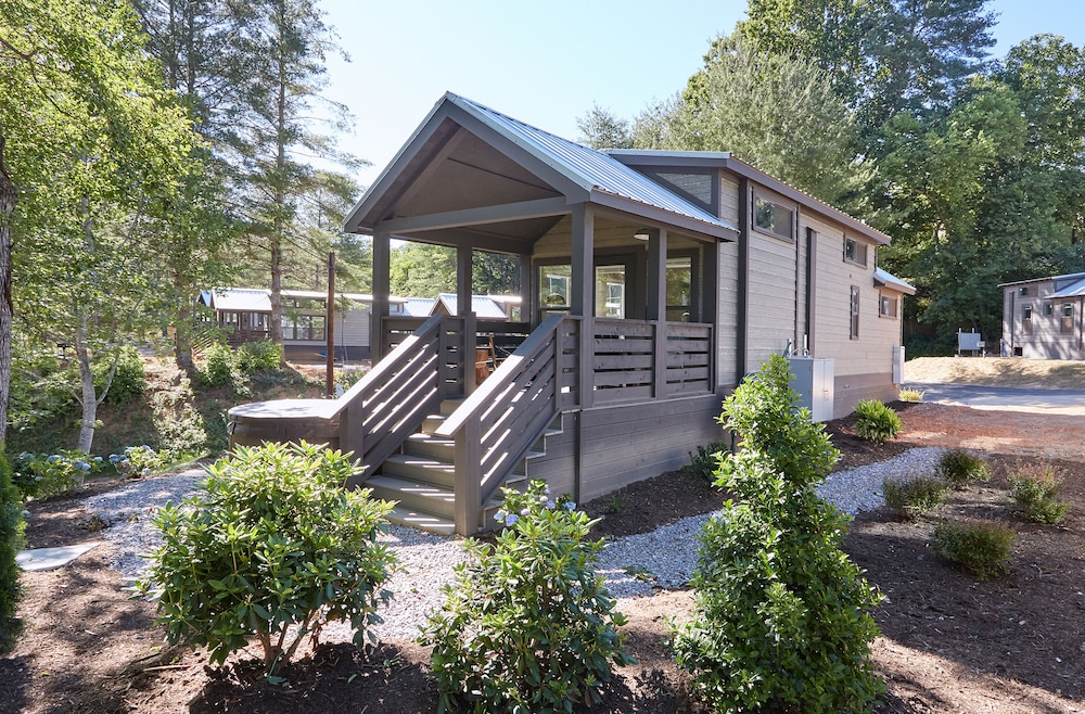 Asheville River Cabins