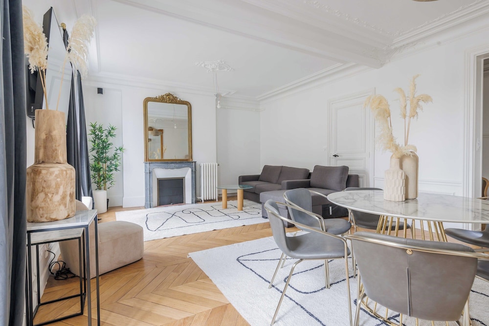 Chic and Welcoming Apartment