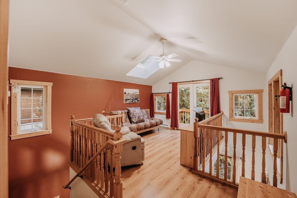 34sl - Hot Tub - Bbq - Ping Pong Table - Sleeps 8 3 Bedroom Home by RedAwning