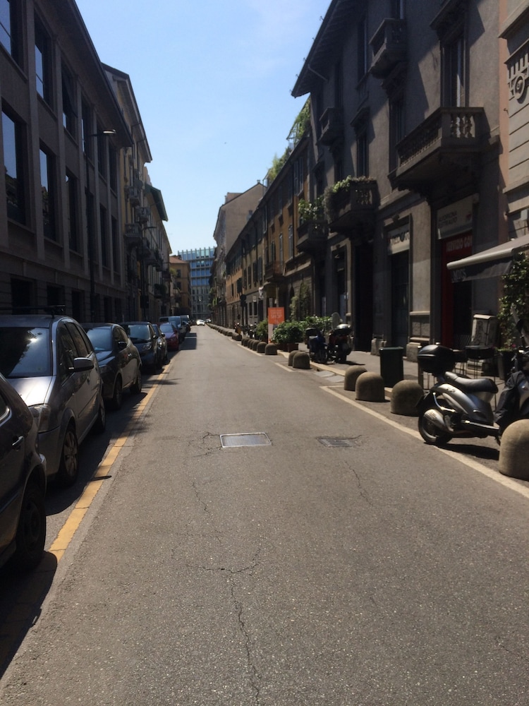 Corso Como – RentClass Bianca