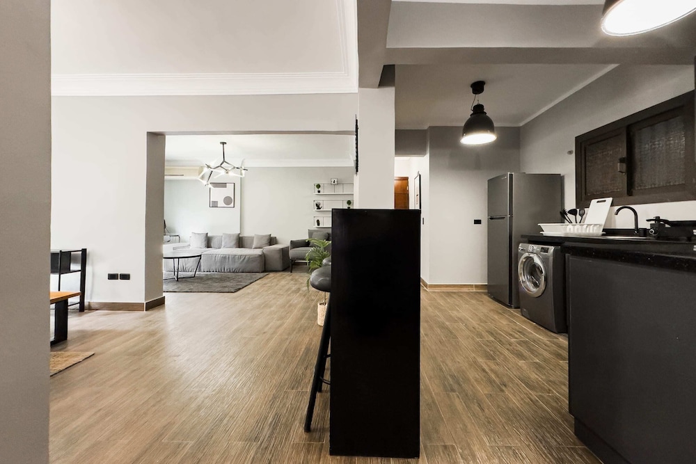 The Gorgeous Graphite 2bdr 5min to CAI Airport