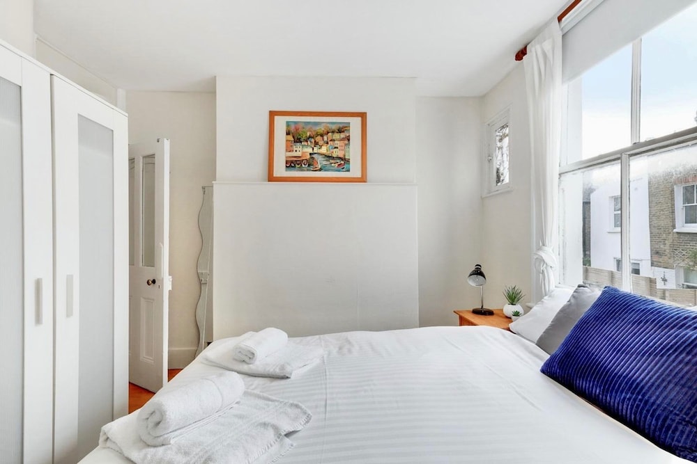 Cosy Spacious 2 Double Bedroom- Central Fulham