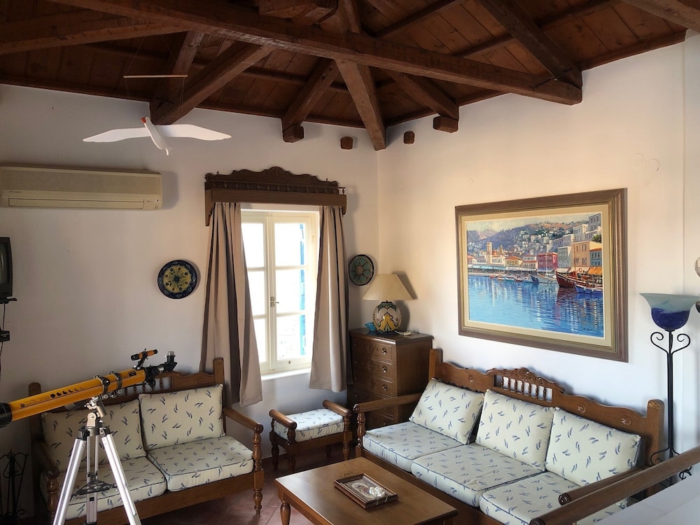 Villa Hydra Estrella