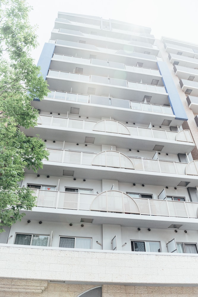 Royal Heights Sakuragawa Condominium