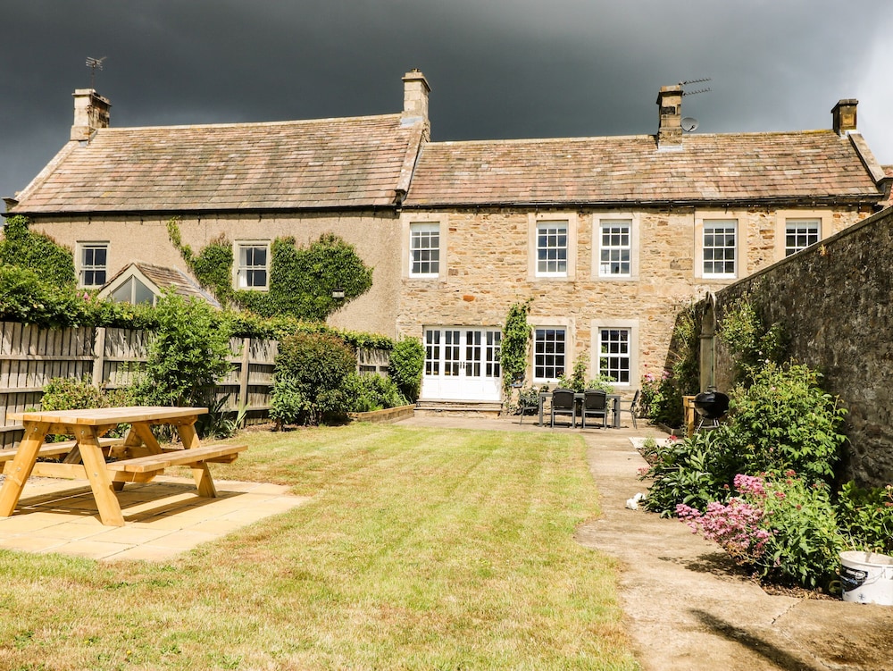 Hall Cottage
