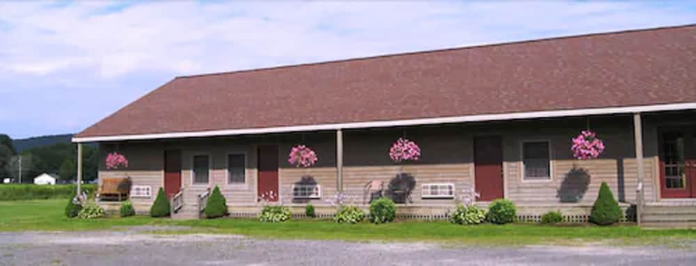Heritage Inn