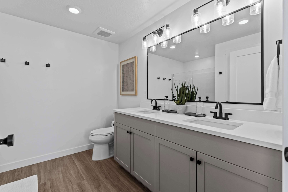 Terra Vista Stay for 8