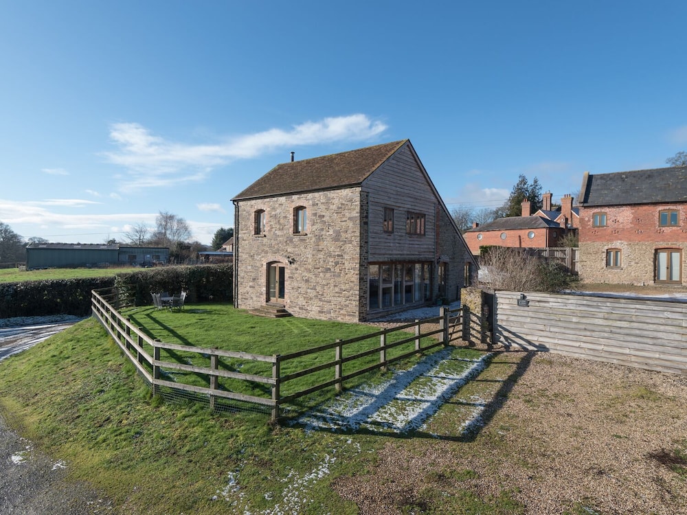Glebe Barn