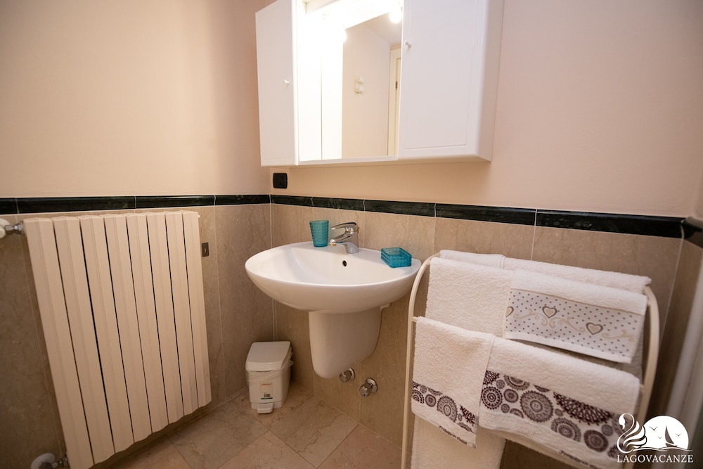 Feeling House - Appartamento Magico Lago