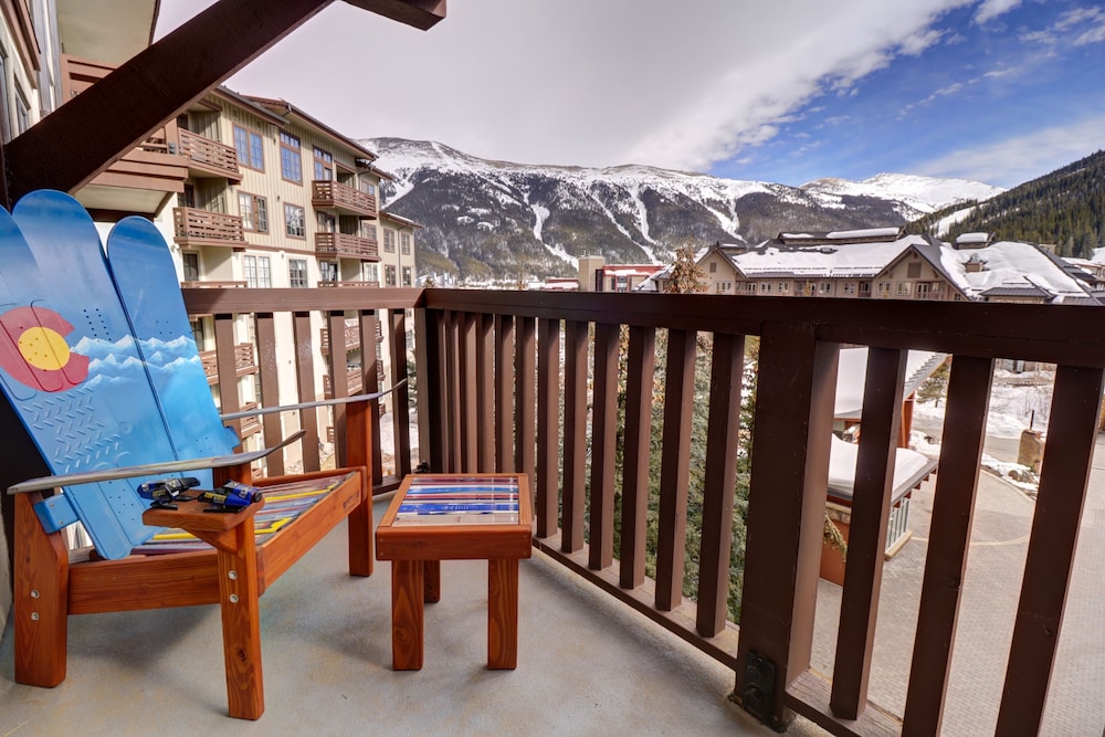 Pp409 Passage Point 2 Bedroom Condo