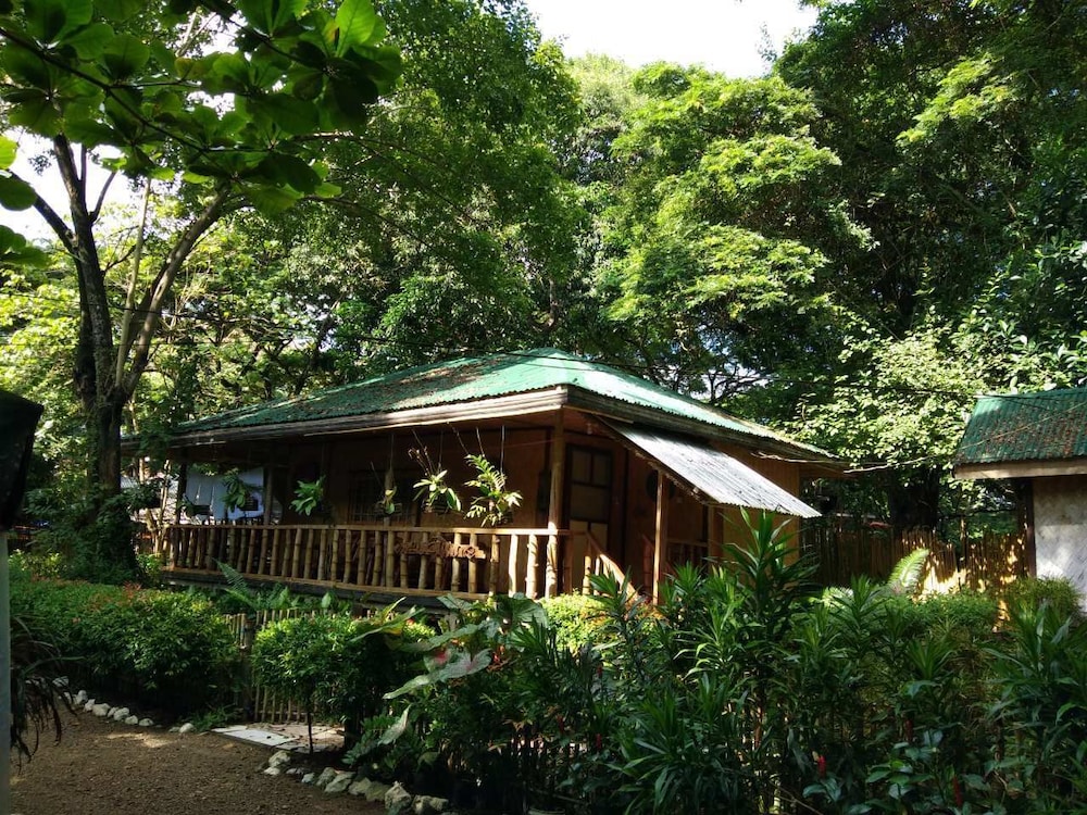 Nelly's Nipa hut