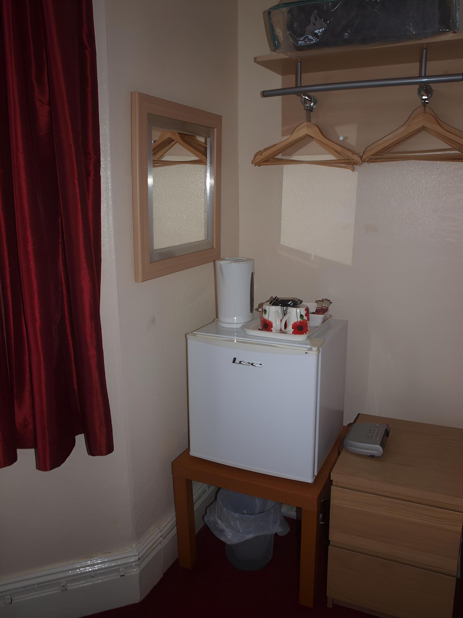 Photo 33