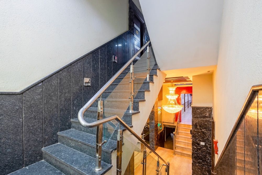 Hotel Downtown by Quadis - East of Kailash