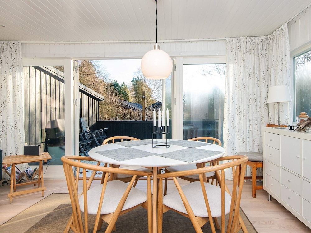 Peaceful Cabin Retreat in Ebeltoft