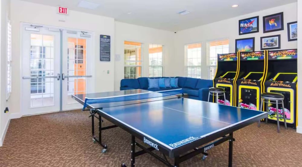 Contemporary 4BR Townhome With Pool Themed Rooms
