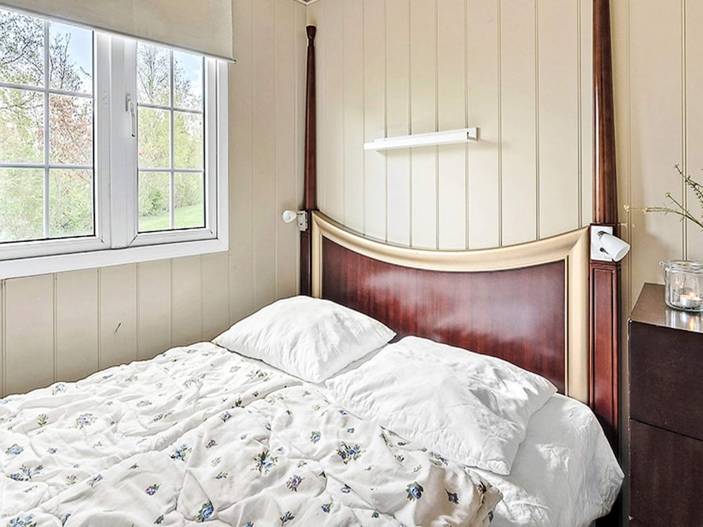 6 Person Holiday Park Home in Otterup